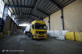 کشف بیش از 600 تن مواد اولیه ی ظروف یکبار مصرف در جنوب تهران