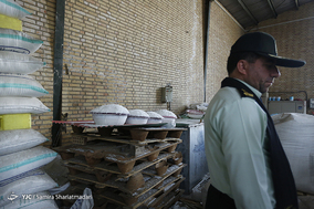 کشف بیش از 600 تن مواد اولیه ی ظروف یکبار مصرف در جنوب تهران