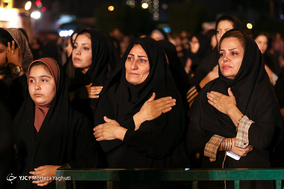 مراسم وداع با دو شهید گمنام در بین الحرمین اهواز