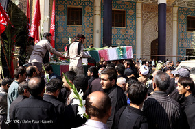 تشییع پیکر پاک ۹ شهید گمنام در شیراز