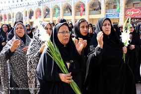 تشییع پیکر پاک ۹ شهید گمنام در شیراز