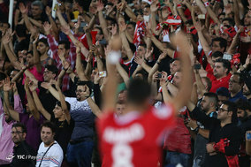 دیدار تیم های فوتبال پرسپولیس و الدحیل قطر