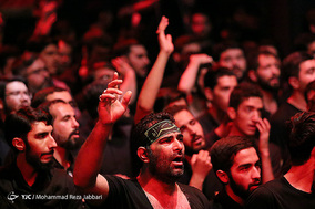 مراسم عزاداری اباعبدالله الحسین (ع) در هیئت فاطمیون قم