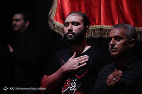 مراسم عزاداری اباعبدالله الحسین (ع) در هیئت فاطمیون قم
