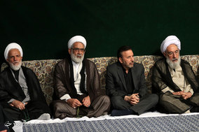 سومین شب مراسم عزاداری امام حسین(ع) در حسینیه امام خمینی(ره)