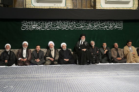 سومین شب مراسم عزاداری امام حسین(ع) در حسینیه امام خمینی(ره)