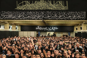 سومین شب مراسم عزاداری امام حسین(ع) در حسینیه امام خمینی(ره)