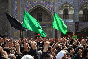عزاداری تاسوعای حسینی در حرم مطهر امام رضا (ع)