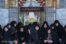 عزاداری ظهر عاشورا در میدان امام حسین(ع)