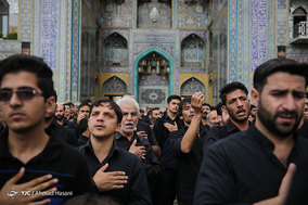 عزاداری روز عاشورای حسینی در مشهد مقدس