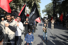 عزاداری ظهر عاشورا در کرمانشاه