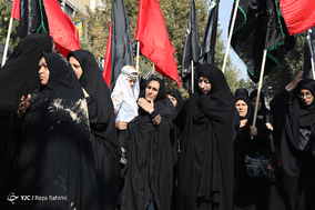 عزاداری ظهر عاشورا در کرمانشاه