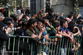 عزاداری ظهر عاشورا در بازار تهران