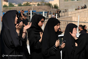 آیین خیمه سوزان در ولنجک تهران