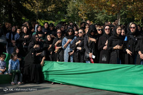 آیین خیمه سوزان در ولنجک تهران