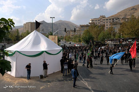 آیین خیمه سوزان در ولنجک تهران