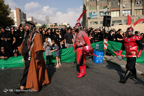 آیین خیمه سوزان در ولنجک تهران