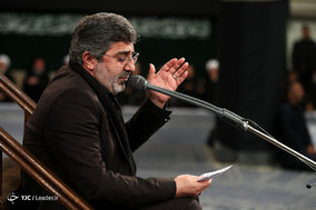 مراسم عزاداری شام غریبان با حضور مقام معظم رهبری