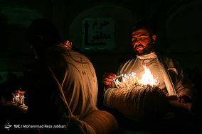 دسته ی عزاداری سقاها در شام غریبان - قم