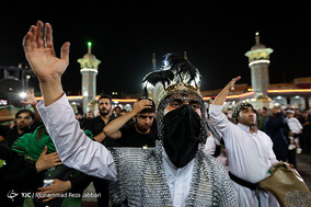 دسته ی عزاداری سقاها در شام غریبان - قم