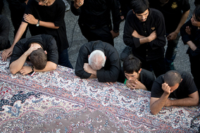 آیین خیمه سوزان در میدان امام حسین(ع)