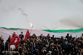 آیین خیمه سوزان در میدان امام حسین(ع)