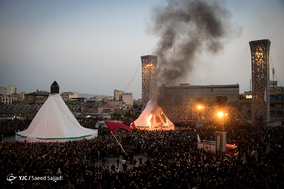 آیین خیمه سوزان در میدان امام حسین(ع)