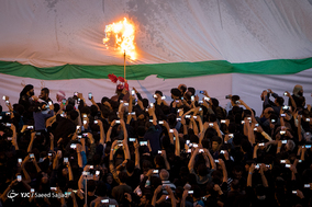 آیین خیمه سوزان در میدان امام حسین(ع)