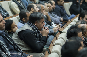 همایش دفاع همچنان باقی است