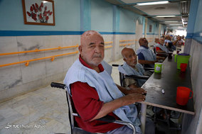 خانه سالمندان