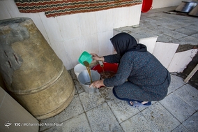 آبگیری انگور قبل از پخت شیره در مانیزان