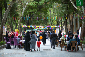 چهار قدم کودکی در گذر فرهنگی چهار باغ - اصفهان