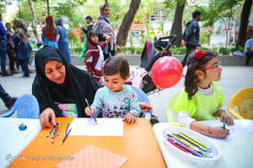 چهار قدم کودکی در گذر فرهنگی چهار باغ - اصفهان