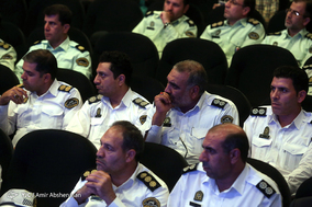 نشست مشترک شهردار تهران با فرماندهان انتظامی تهران