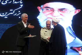 نشست مشترک شهردار تهران با فرماندهان انتظامی تهران