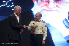 نشست مشترک شهردار تهران با فرماندهان انتظامی تهران