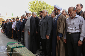 مراسم تشییع پیکر سید محمد دبیرسیاقی