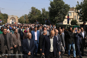 مراسم تشییع پیکر سید محمد دبیرسیاقی