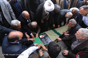 مراسم تشییع پیکر سید محمد دبیرسیاقی