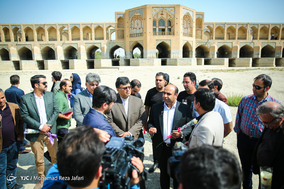 پیام صلح و مهربانی از یزد به اصفهان
