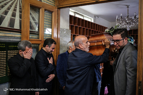 مراسم تشییع پیکر والده برادران اسماعیلی