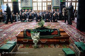 مراسم تشییع پیکر والده برادران اسماعیلی
