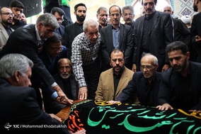 مراسم تشییع پیکر والده برادران اسماعیلی