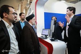 بازدید حجت الاسلام ابراهیم رییسی از نمایشگاه تخصصی شرکتهای دانش بنیان