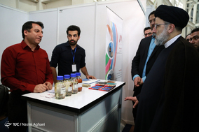 بازدید حجت الاسلام ابراهیم رییسی از نمایشگاه تخصصی شرکتهای دانش بنیان