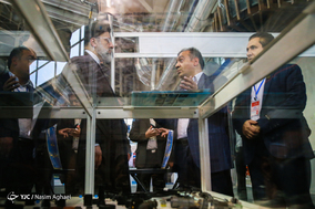 بازدید حجت الاسلام ابراهیم رییسی از نمایشگاه تخصصی شرکتهای دانش بنیان