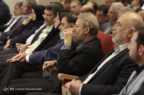 بهره‌برداری لاریجانی از پروژه‌های فرودگاهی
