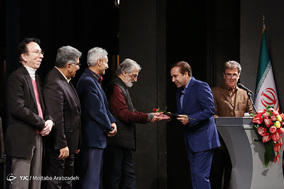 تجلیل از اعضای ارکستر سمفونیک تهران در دوران دفاع مقدس