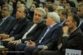 نشست رئیس سازمان میراث فرهنگی با فعالان گردشگری استان اصفهان