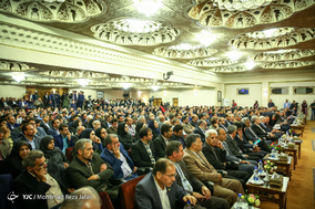 نشست رئیس سازمان میراث فرهنگی با فعالان گردشگری استان اصفهان